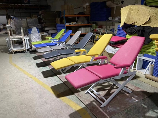 Składany przenośny fotel stomatologiczny z taczką przyrządów do ślinki ze stali nierdzewnej i ruchomym lekkim składanym fotelem stomatologicznym