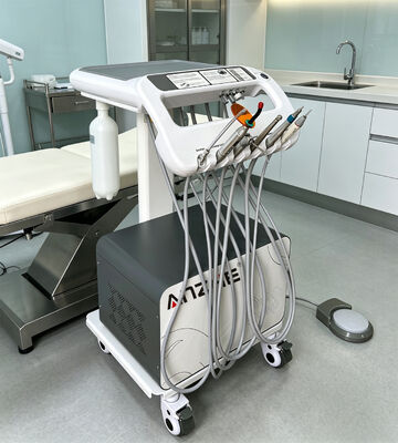 Dobra cena. Wysokiej jakości mobilny wózek dentystyczny z kompresorem powietrza. Przenośna jednostka leczenia stomatologicznego dla klinik i usług mobilnych. Cichy i wydajny mobilny wózek dentystyczny. w Internecie