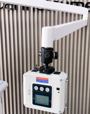 Przenośna jednostka stomatologiczna weterynaryjna z kamerą 4K i kompresorem bezolejowym do leczenia stomatologicznego zwierząt domowych